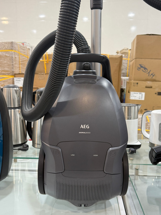 جاروبرقی AEG مدلAB81A2DG